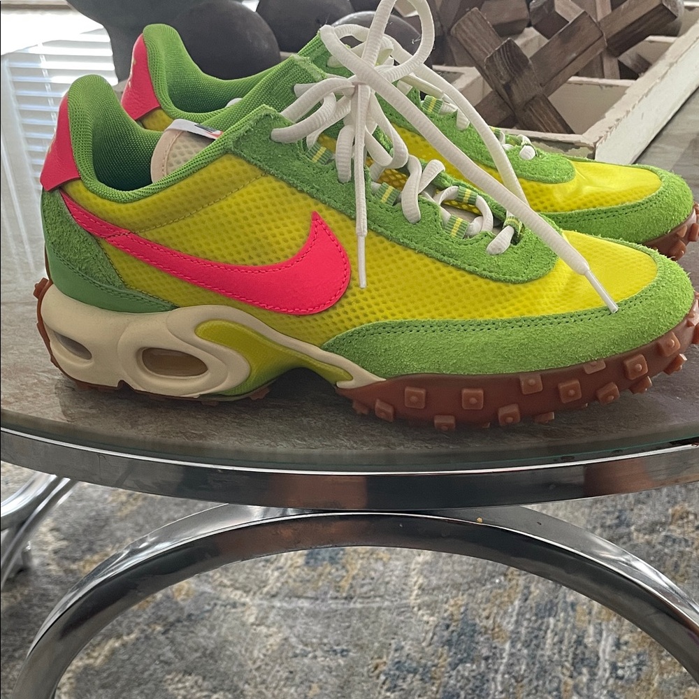 Nike men Yellow & Green Sneakers with Pink Swoosh - Picture 2 of 5